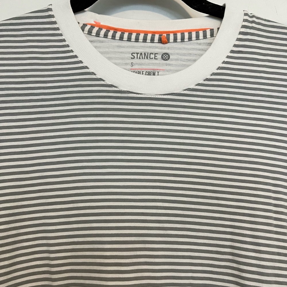 Women’s Stance striped staple crew tshirt, size small, never worn.